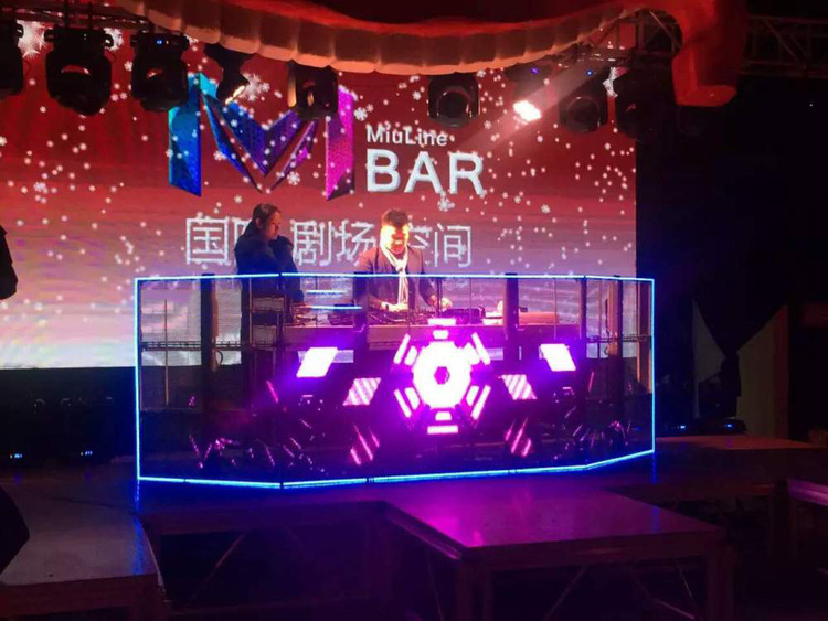 Bar transparent LED display