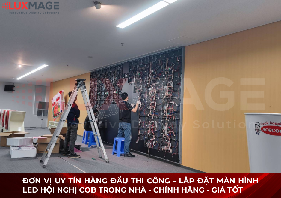 Lắp đặt màn hình LED ghép cho hội nghị quy mô lớn