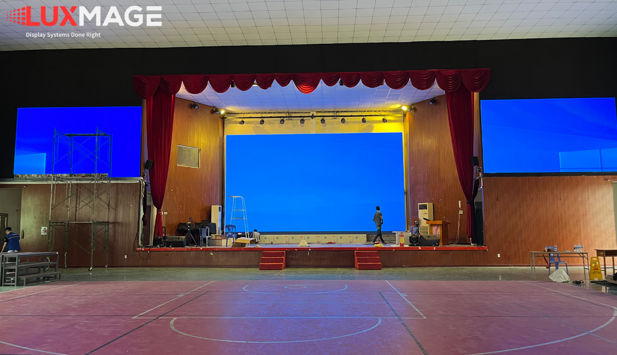 Lựa chọn màn hình LED hội trường phù hợp giúp tối ưu chi phí đầu tư