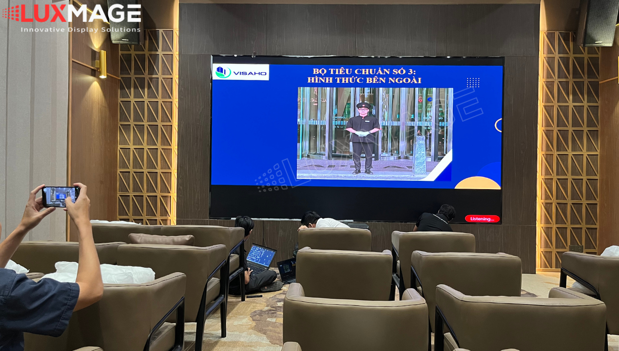 Tần số quét cao, không bị sọc khi ghi hình, màu sắc trung thực 