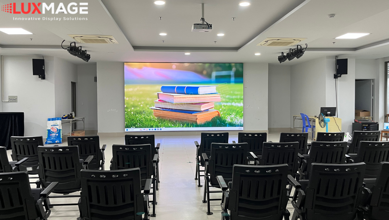 màn hình LED phòng họp hiện đại Luxmage
