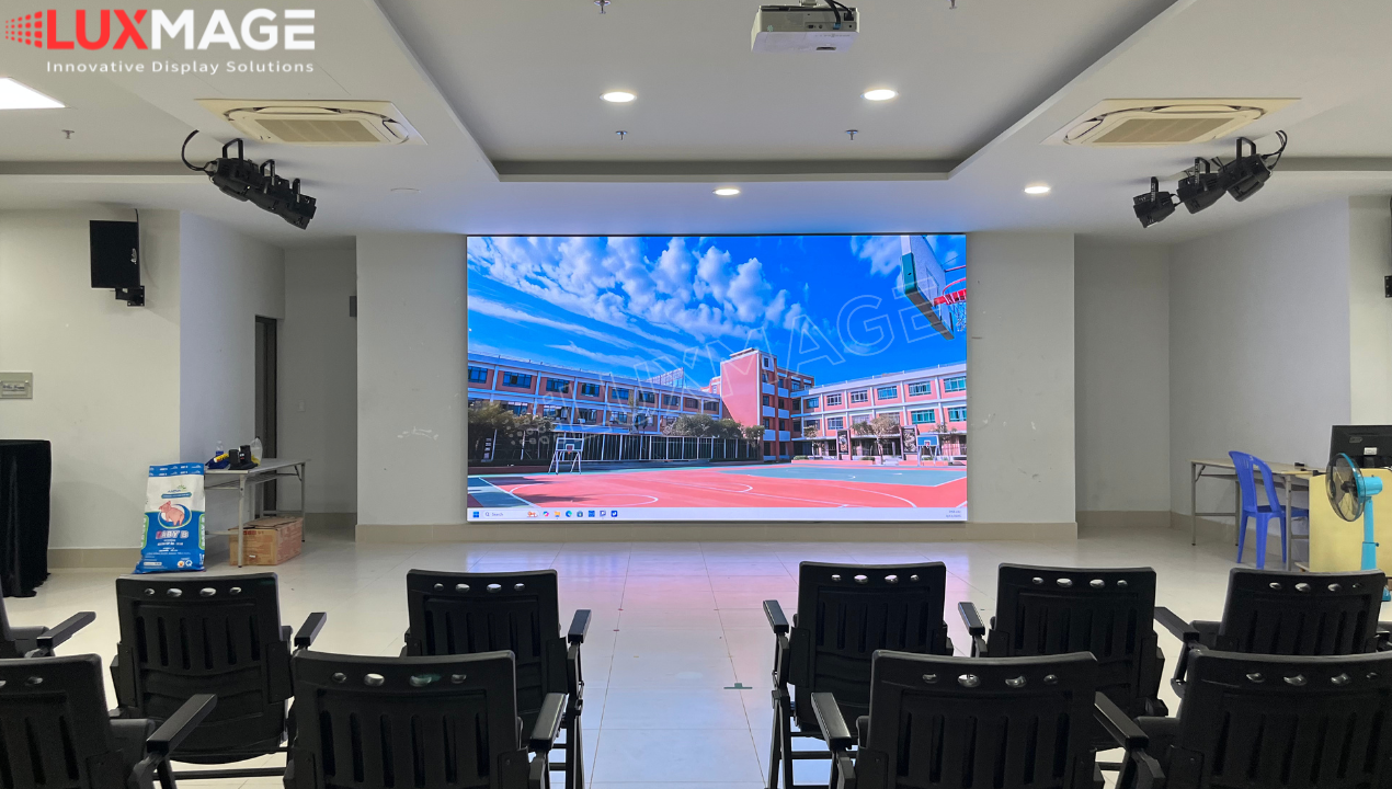 màn hình LED phòng họp hiện đại Luxmage