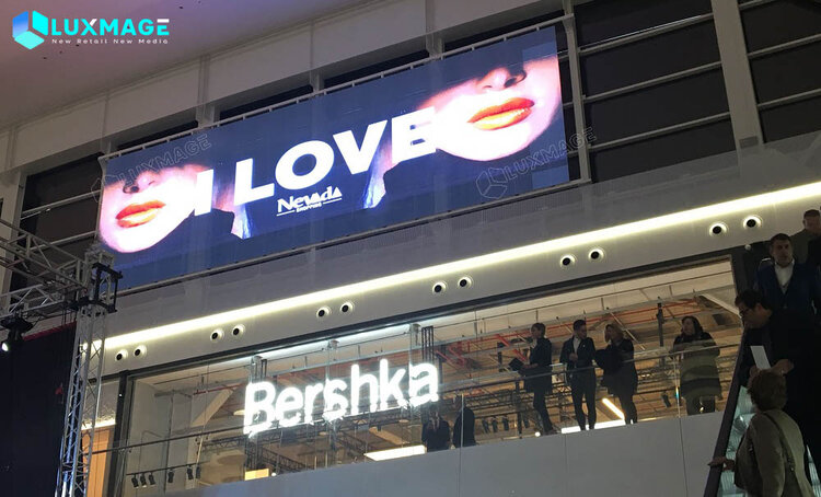 Is transparent LED screen better than traditional advertising LED display? What are the advantages of transparent LED display?