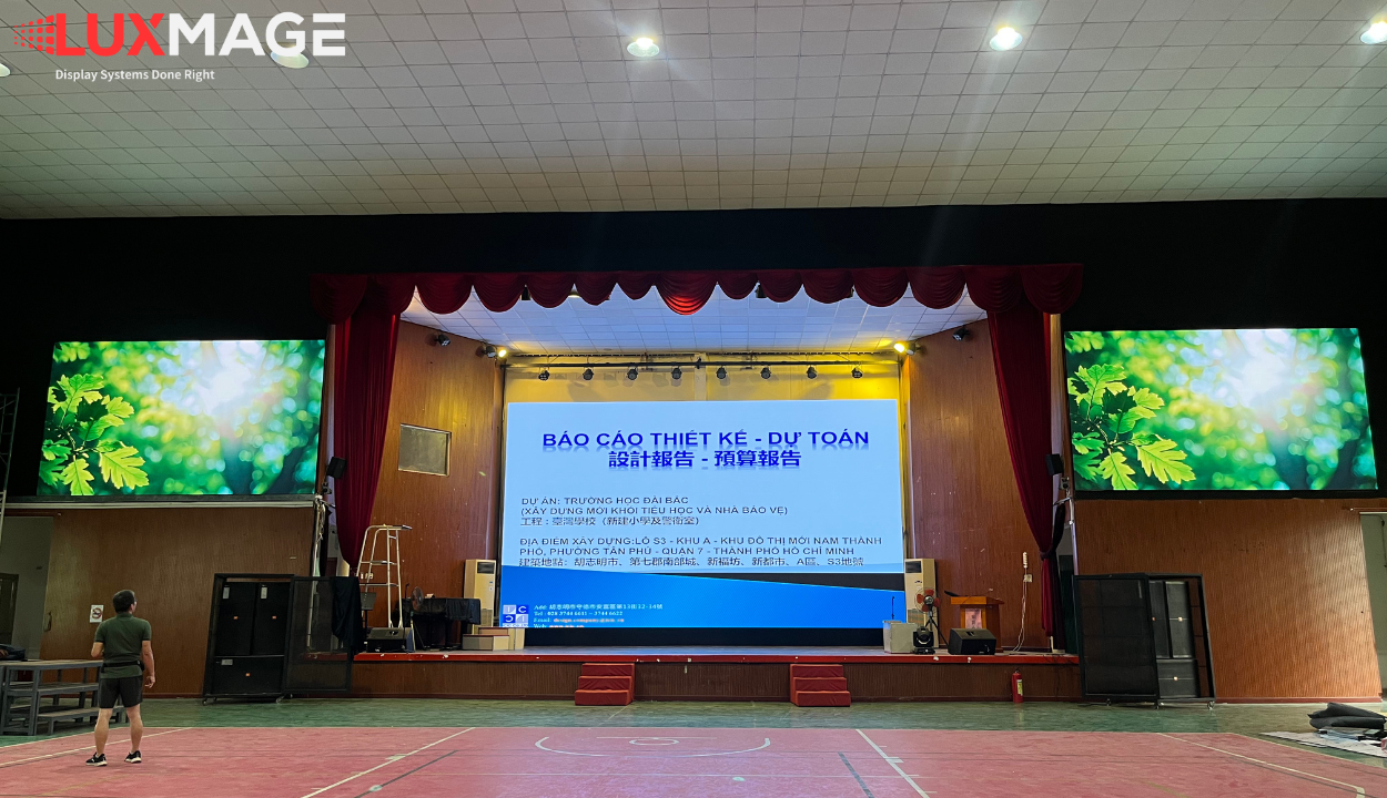 Màn hình LED trong nhà là giải pháp hiển thị cốt lõi trong phòng trưng bày kỹ thuật số doanh nghiệp.